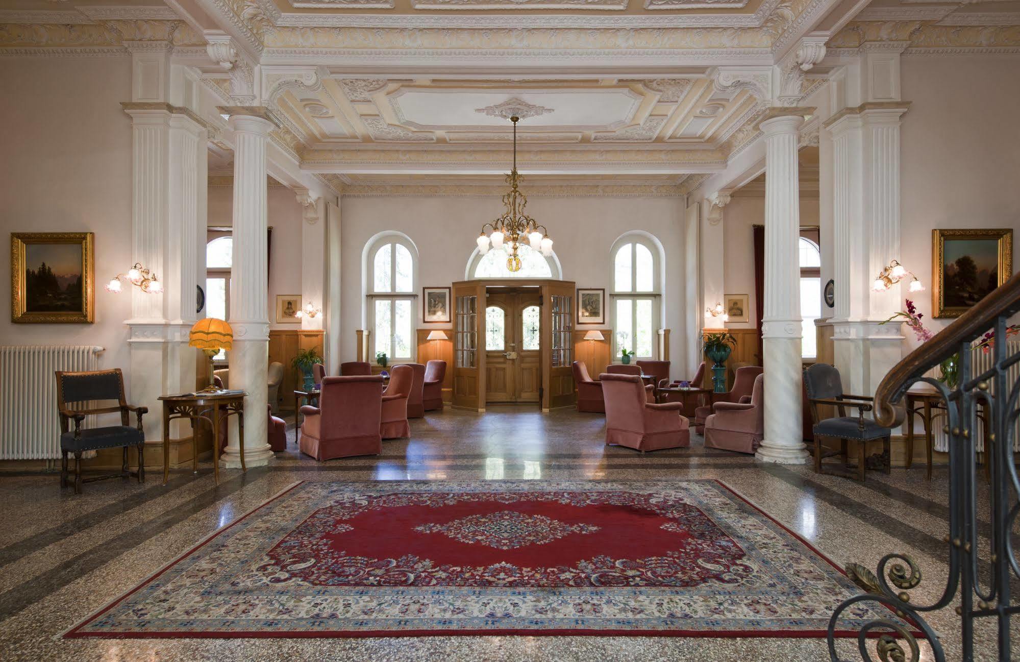 Romantik Schweizerhof & 4*